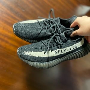 Yeezy 350 size 6.5M